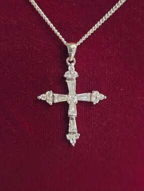 Beautiful Silver/ Cubic Zirconia Cross Pendant/ Necklace~Hallmarked "RSE CHINA"